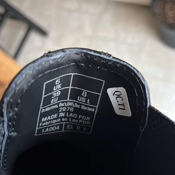 Dr. Martens 2976 Chelsea Boot - Women's - Picture 10 of 10